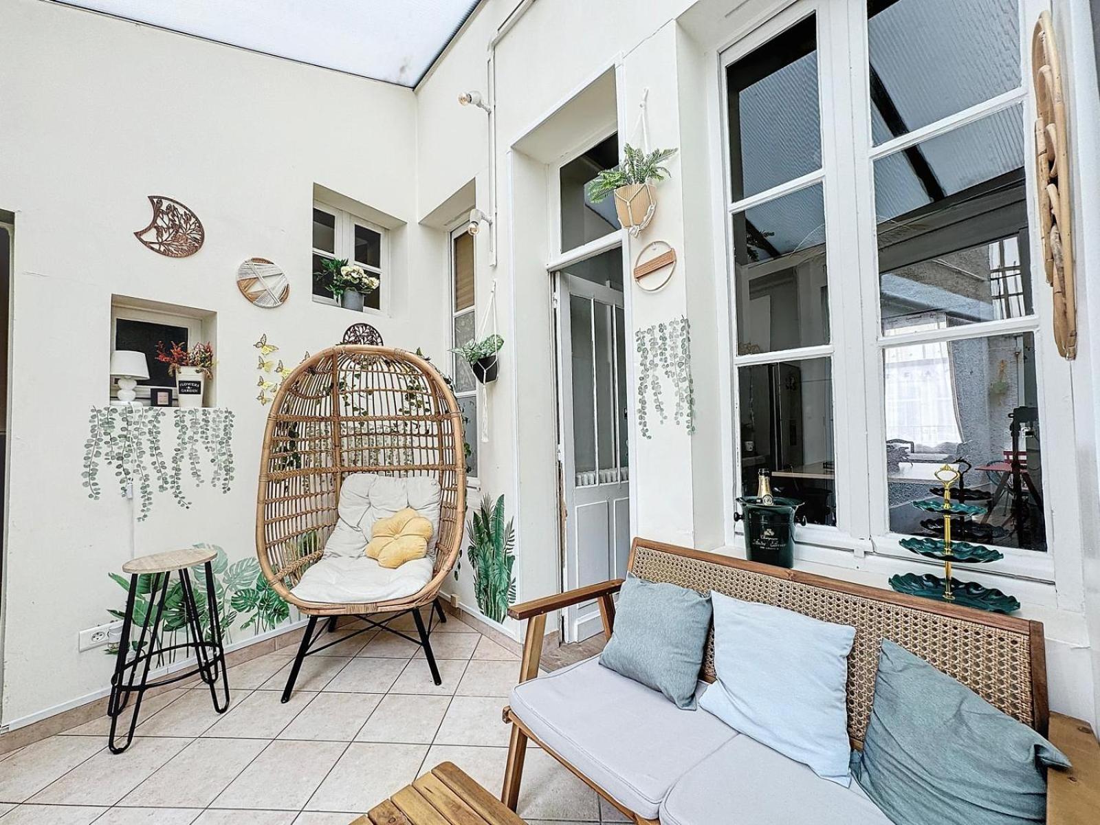 A1 Champagne Residence - 200 M2 14 Personnes 2 Toilets 4 Showers - Hyper Centre - Chalons En Champagne Εξωτερικό φωτογραφία